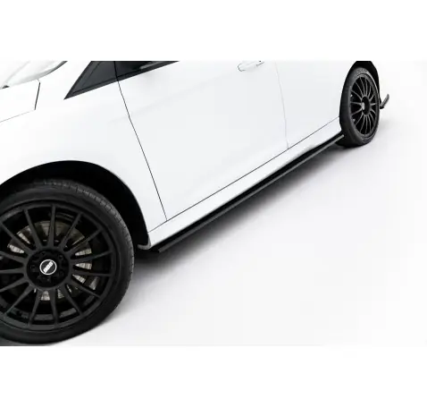 Rajouts Des Bas De Caisse Pour Ford Focus ST / ST-Line Hatchback / Estate Mk3 / Mk3 Facelift