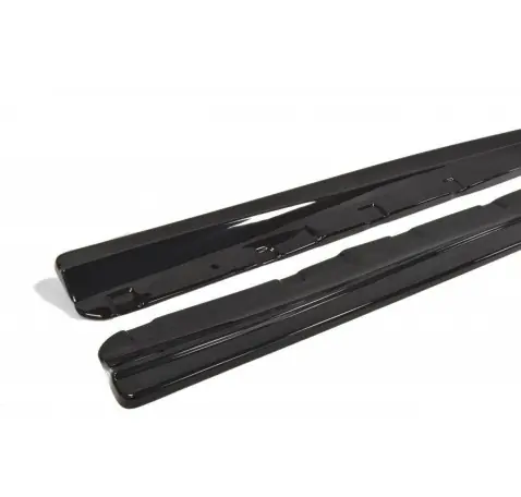 RAJOUTS DES BAS DE CAISSE POUR MERCEDES C-CLASS W204 (APRES FACELIFT)