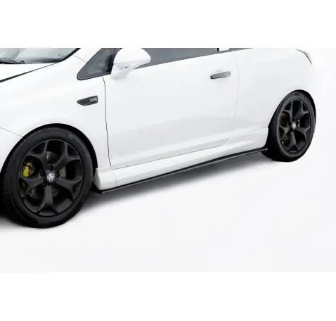 Set Des Rajouts Des Bas De Caisse Opel Corsa OPC/VXR D Set Des Rajouts Des Bas De Caisse Opel Corsa OPC/VXR D