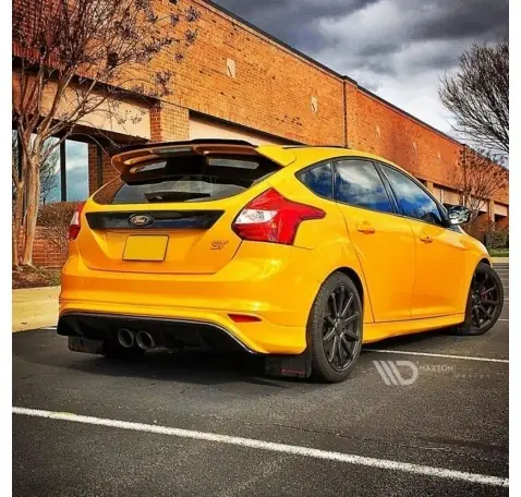 Rajout Du Pare-Chocs Arriere Ford Focus ST Mk3 (RS Look)