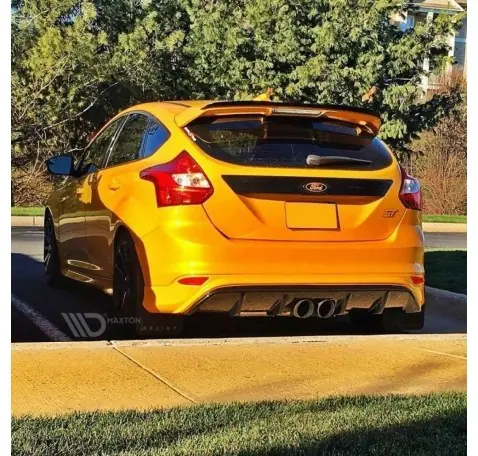 Rajout Du Pare-Chocs Arriere Ford Focus ST Mk3 (RS Look)