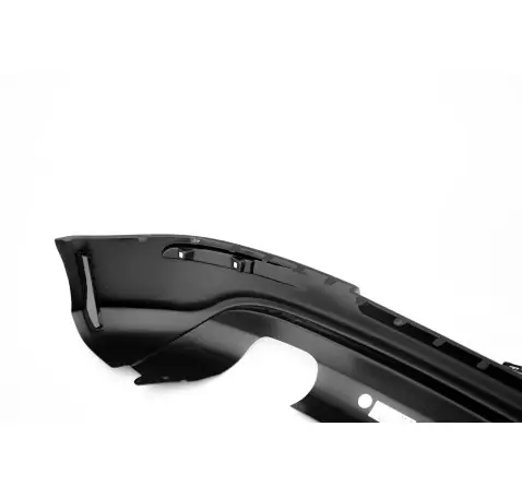 RAJOUT DU PARE-CHOCS ARRIÈRE VW GOLF V R32 (version avec une double sortie pour pot final d'echappement)