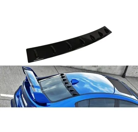 Le prolongement de la lunette arrière Subaru WRX STI