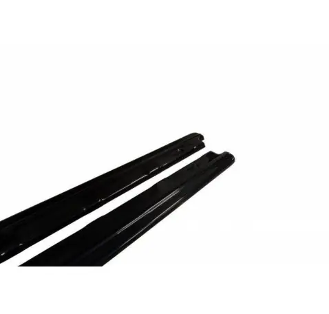 Rajouts Des Bas De Caisse Pour Audi R8 Mk.2