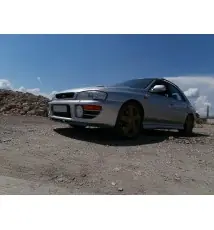 Lame / Splitter Subaru Impreza GT