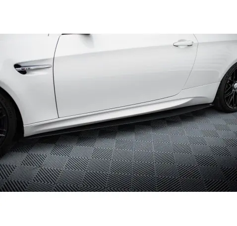 SPORT RAJOUTS DES BAS DE CAISSE POUR BMW M3 E92 / E93 (AVANT FACELIFT)