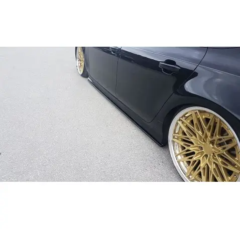 Rajouts Des Bas De Caisse Pour V.1 Audi S7 / A7 S-Line C7