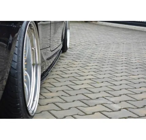 RAJOUTS DES BAS DE CAISSE POUR BMW 3 E92 M-PACK FACELIFT