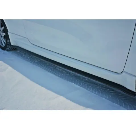 Rajouts Des Bas De Caisse Kia Ceed GT MK2