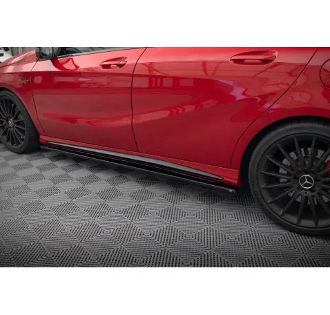 Rajouts Des Bas De Caisse Mercedes A W176/ CLA 117 AMG/ CLA 117 AMG LINE Facelift