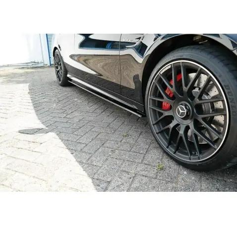 RAJOUTS DES BAS DE CAISSE POUR V.1 Mercedes C-Class S205 63AMG