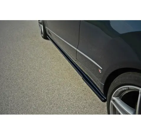 Rajouts Des Bas De Caisse Mercedes -Benz E Coupe / Cabrio C207 Facelift / A207 Facelit