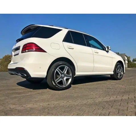 RAJOUTS DES BAS DE CAISSE POUR Mercedes GLE W166 AMG-Line