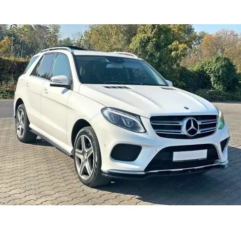 LAME DU PARE-CHOCS AVANT V.1 Mercedes GLE W166 AMG-Line