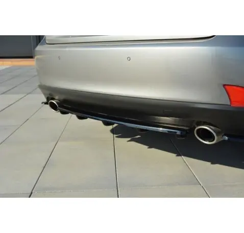Arriere Splitter Lexus IS Mk3 T (avec une barre verticale)