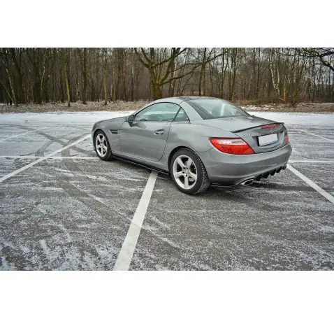 RAJOUT DU PARE-CHOCS ARRIERE MERCEDES-BENZ SLK R172