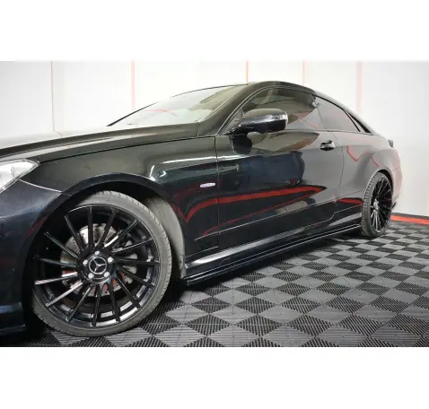 Set Des Diffuseur Des Bas De Caisse Mercedes-Benz E-Class Coupe AMG-Line C207 Set Des Diffuseur Des Bas De Caisse Mercedes-Benz E-Class Coupe AMG-Line C207