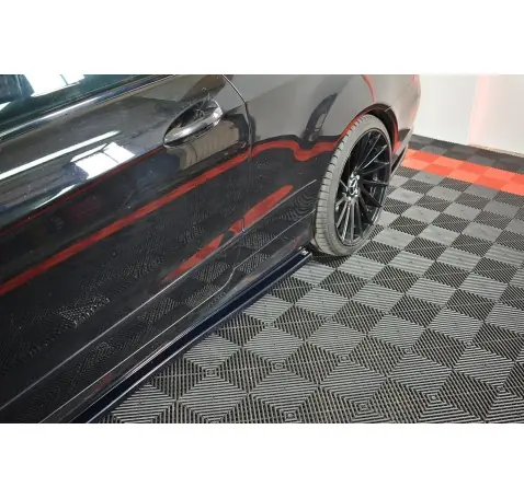 Set Des Diffuseur Des Bas De Caisse Mercedes-Benz E-Class Coupe AMG-Line C207