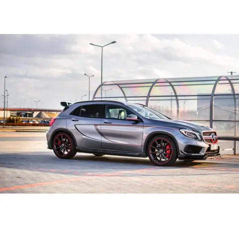 Lame Du Pare-Chocs Avant Mercedes-Benz GLA 45 AMG