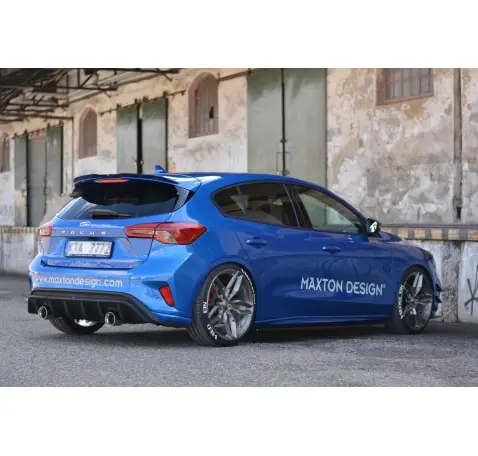 Rajout Du Pare-Arriere Ford Focus Hatchabck ST-Line