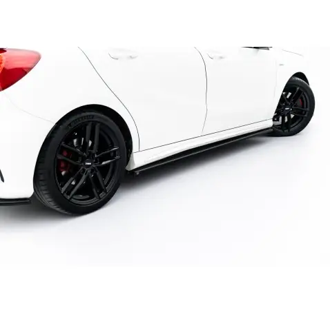 Rajouts Des Bas De Caisse Mercedes-Benz A AMG-Line W176