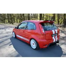 Rajouts Des Bas De Caisse Pour Ford Fiesta ST Mk6