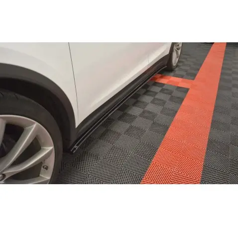 Rajouts Des Bas De Caisse V.1 Tesla Model X Mk1