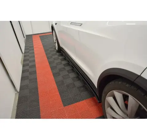 Rajouts Des Bas De Caisse V.1 Tesla Model X Mk1