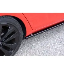 Rajouts Des Bas De Caisse Pour Skoda Fabia RS Mk2