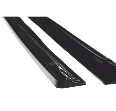 Rajouts Des Bas De Caisse Pour Skoda Fabia RS Mk2