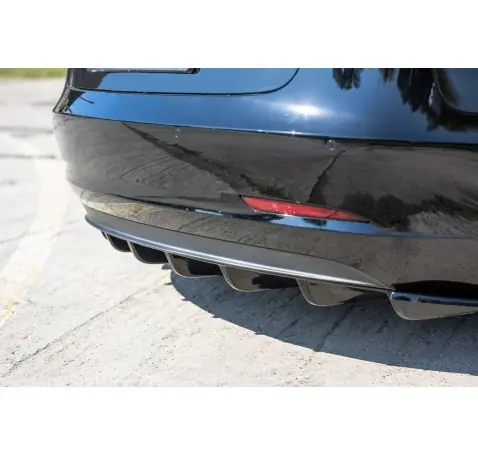 Rajout du pare-chocs arriere Tesla Model 3