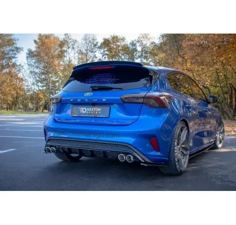 Rajout du pare-chocs arriere Ford Focus Hatchabck ST-Line Rajout du pare-chocs arriere Ford Focus Hatchabck ST-Line