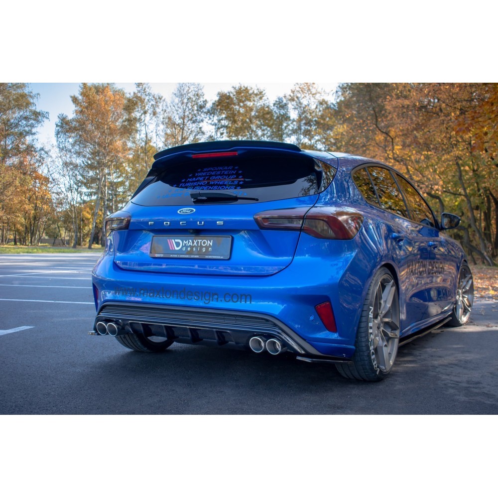 Rajout du pare-chocs arriere Ford Focus Hatchabck ST-Line