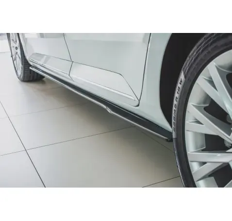 Rajouts Des Bas De Caisse Pour Skoda Superb Liftback / Combi Mk3 Facelift