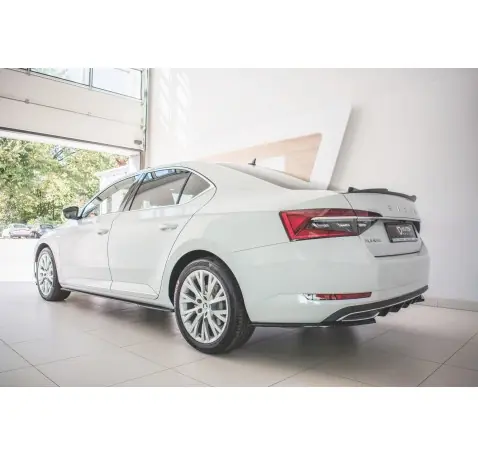 Rajouts Des Bas De Caisse Pour Skoda Superb Liftback / Combi Mk3 Facelift