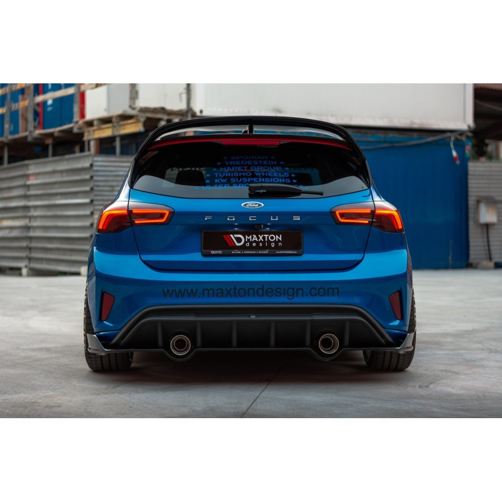 Rajout du pare-chocs arriere Ford Focus Hatchback St-line Mk4