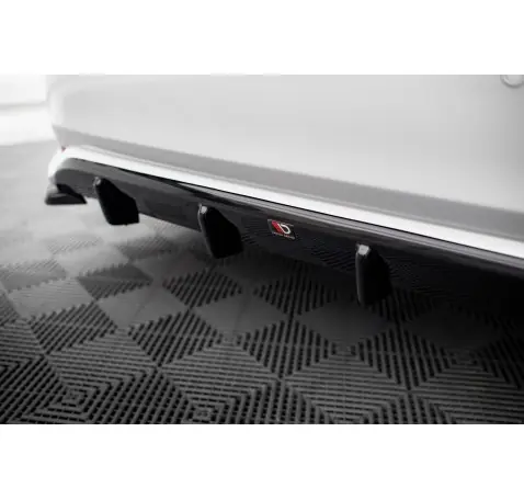 Rajout du pare-chocs arriere Toyota Corolla XII Sedan