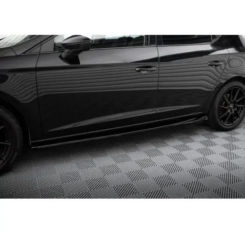 Rajouts Des Bas De Caisse V.4 Seat Leon Cupra / FR Mk3 FL