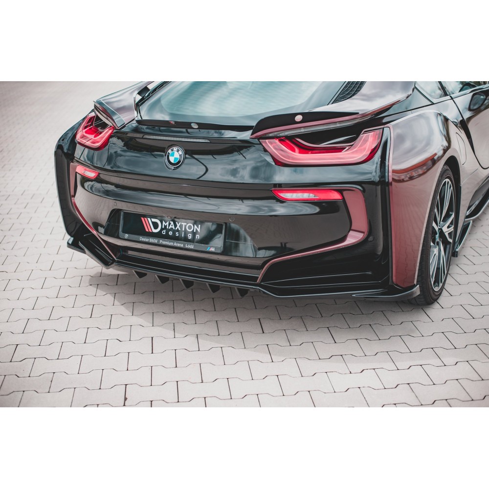 Arriere Splitter (avec une barre verticale) BMW i8