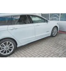 Rajouts Des Bas De Caisse Ford Mondeo Mk5 Facelift/Preface