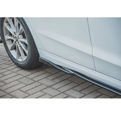 Rajouts Des Bas De Caisse Ford Mondeo Mk5 Facelift/Preface