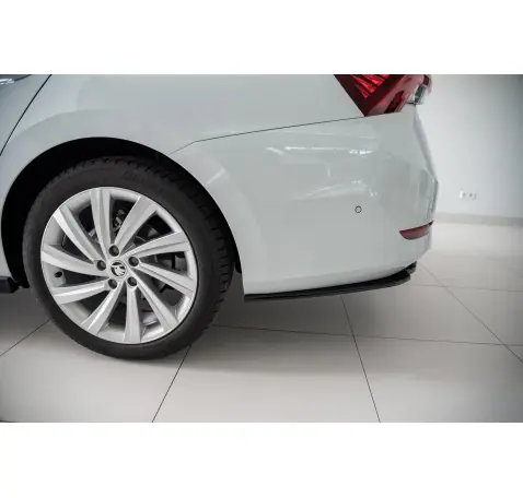 Arriere Splitter Skoda Octavia Mk4
