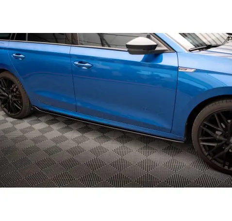 Rajouts Des Bas De Caisse V.1 Skoda Octavia Mk4