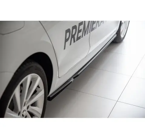 Rajouts Des Bas De Caisse V.2 Skoda Octavia Mk4