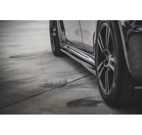 Rajouts Des Bas De Caisse V.1 Porsche Panamera Turbo 970 Facelift