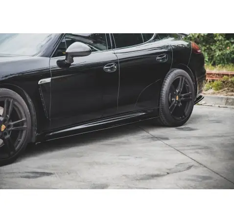 Rajouts Des Bas De Caisse V.2 Porsche Panamera Turbo 970 Facelift