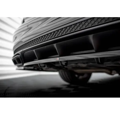 Arriere Splitter (avec une barre verticale) Mercedes-Benz E63 AMG Sedan W212 Facelift