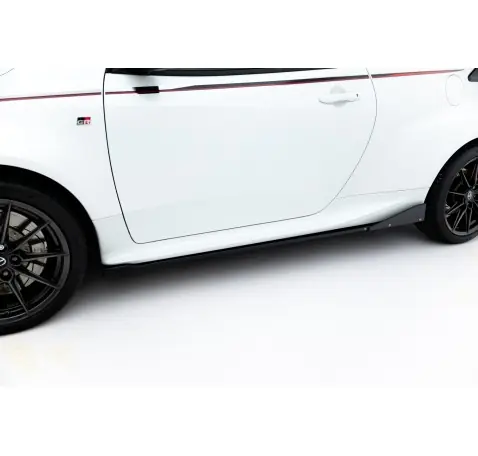Rajouts Des Bas De Caisse V.2 + Ailerons Toyota GR Yaris Mk4