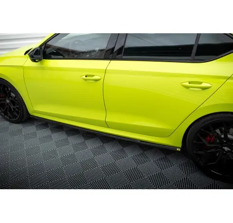 Rajouts Des Bas De Caisse V.1 Skoda Octavia RS Liftback / Combi Mk4