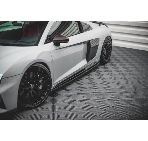 Rajouts Des Bas De Caisse Audi R8 Mk2 Facelift Rajouts Des Bas De Caisse Audi R8 Mk2 Facelift